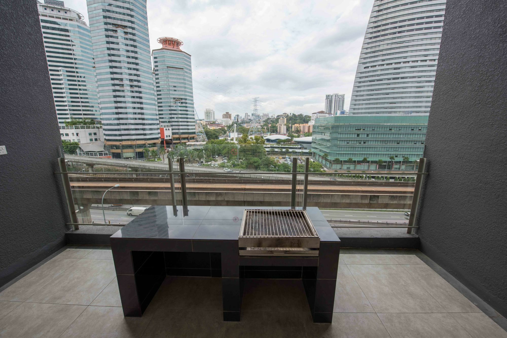 Southview In Bangsar South Apartment Kuala Lumpur Luaran gambar